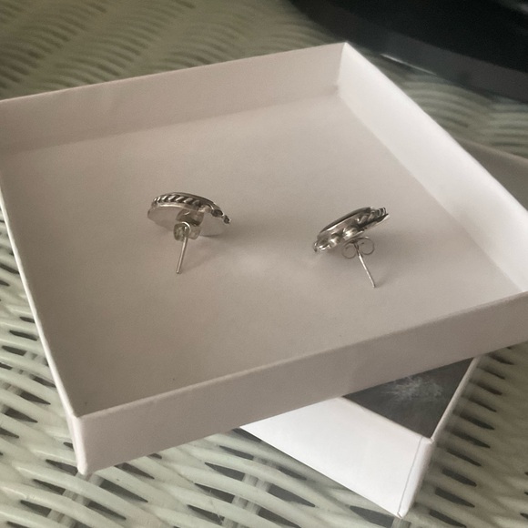 Beautiful Sterling Silver & Black Onyx Pierced Earrings - Picture 3 of 5